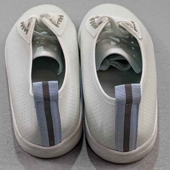 Tommy Bahama Perforated Sneakers Womens 8.5 White Lace Up Coastal Preppy Resort - Picture 3 of 7